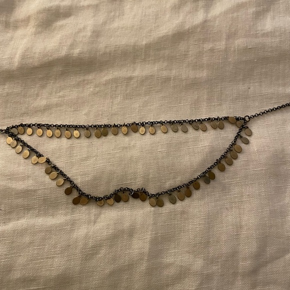 Fancy metallic disc necklace - Picture 2 of 5